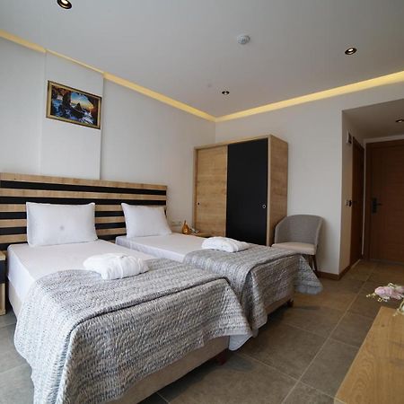 Sahin Termal Otel Ve Spa Ortaca  Extérieur photo